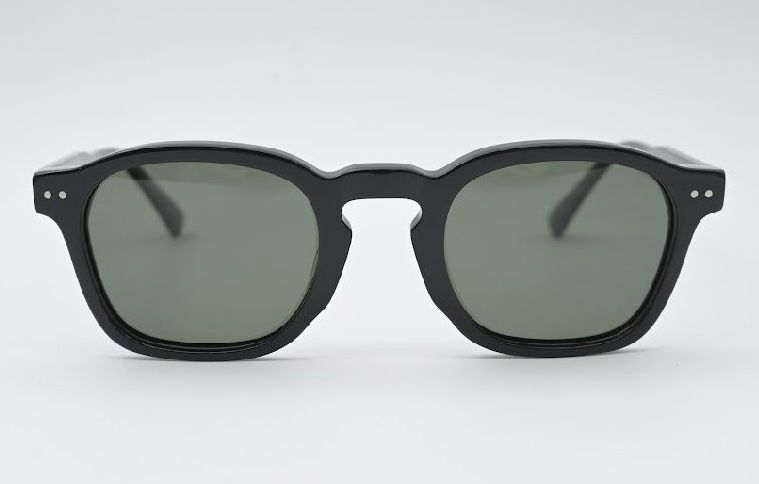 Sossa “Colore V” – Sonnenbrille in fünf Charakterfarben